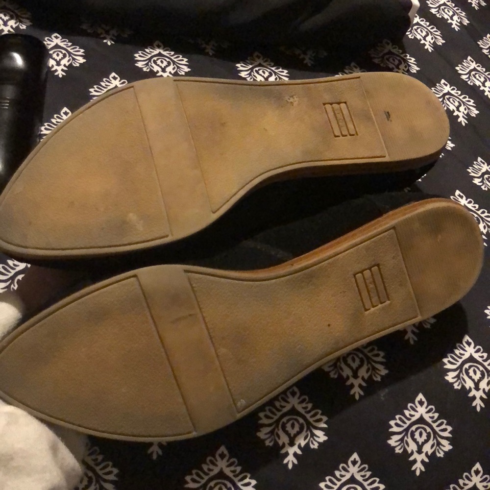 Tom flats - Picture 3 of 3